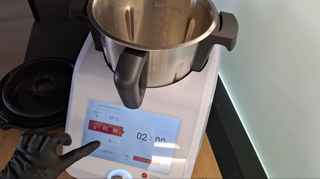 Réglage du Monsieur Cuisine Smart pour dissoudre la levure