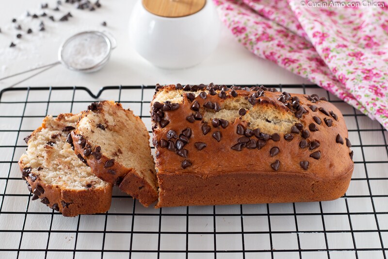 CAKE À LA BANANE ET AU YAOURT