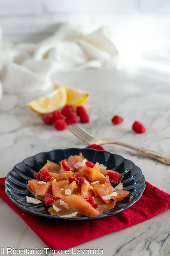 carpaccio de saumon et framboises
