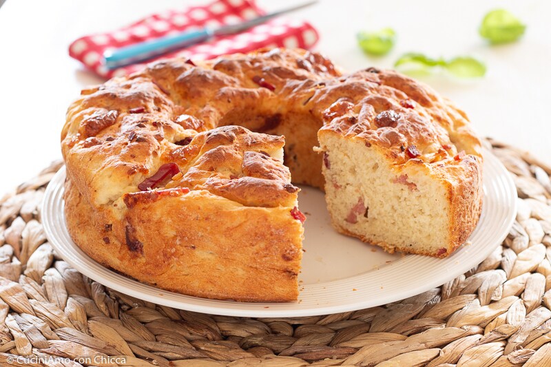 COURONNE DE POMMES DE TERRE AVEC CHARCUTERIES ET FROMAGE
