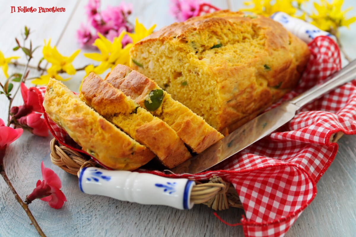 Cake salé aux fèves et pecorino