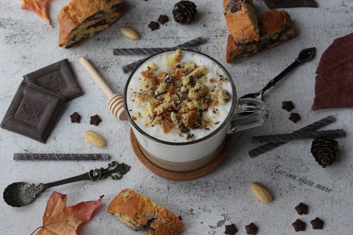 Cappuccino miel et cantuccini