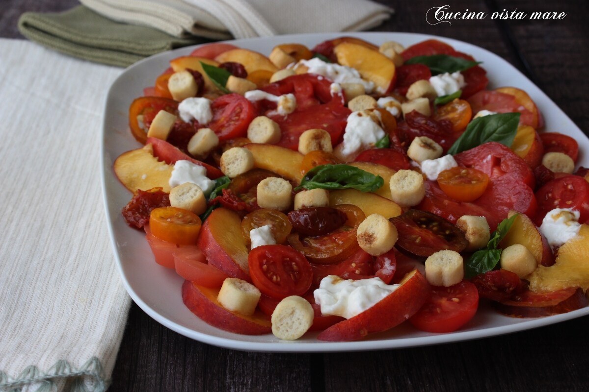 Carpaccio de tomates avec burrata