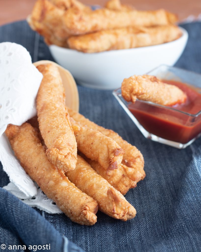 Cigares croustillants farcis au poulet