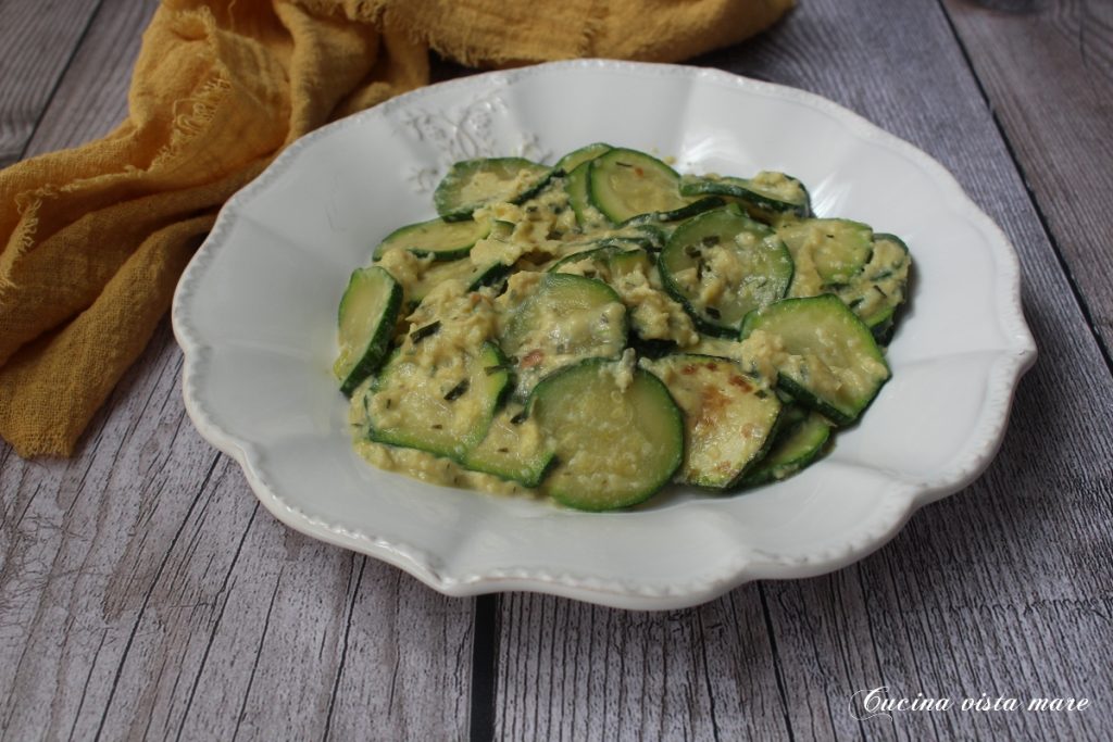 Courgettes crémeuses à la poêle Cuisine vue sur mer