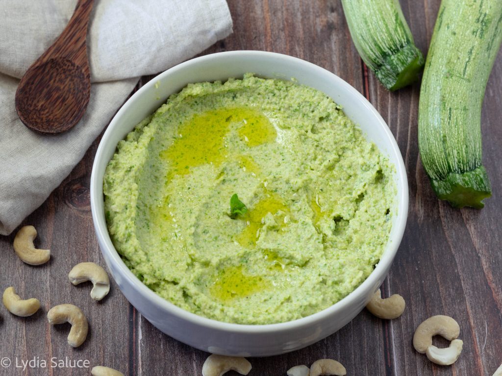 Crème de courgettes et basilic