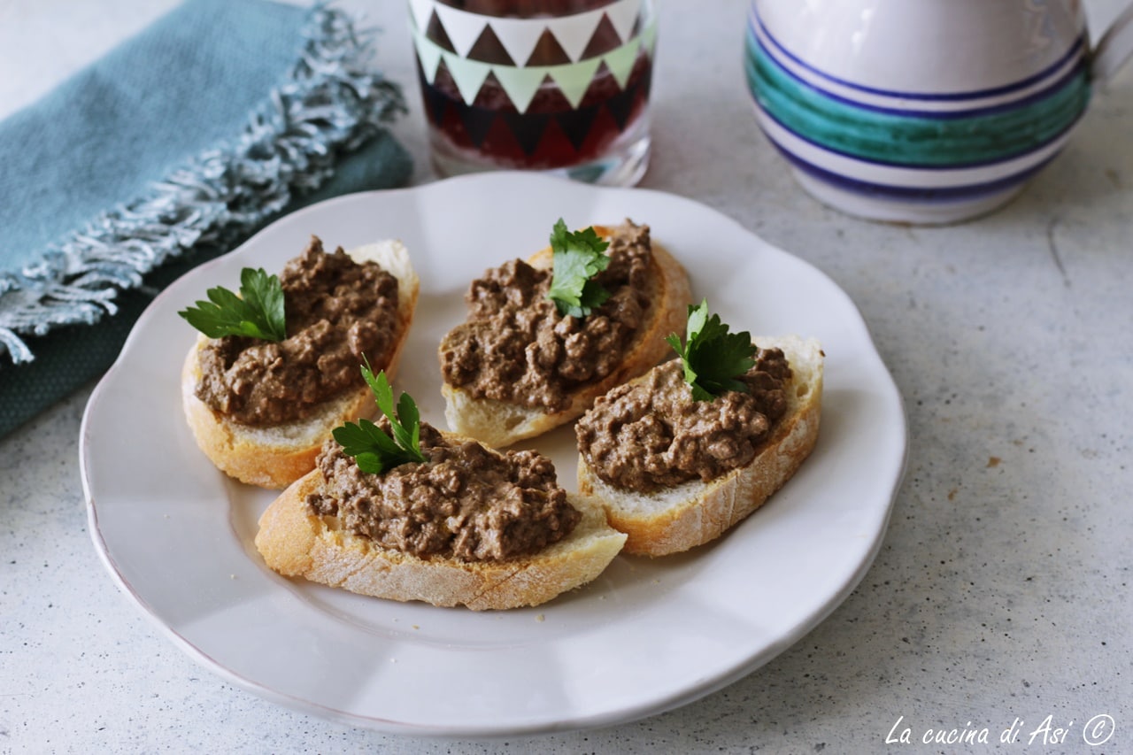 Crostini toscani de foies