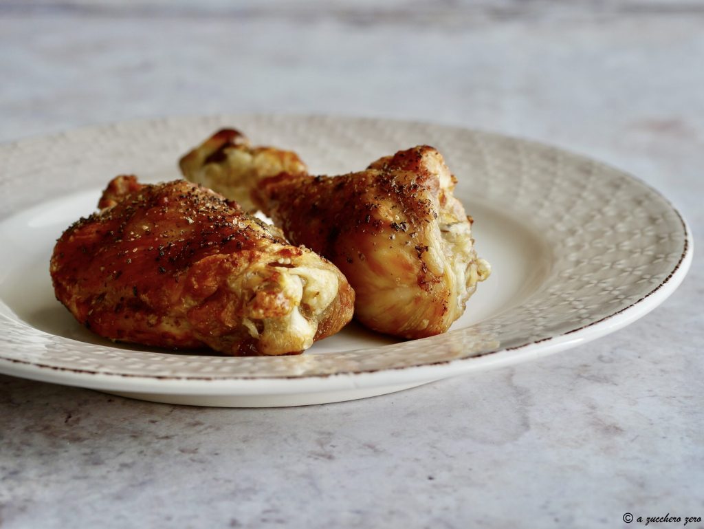 Cuisses et hauts de cuisse de poulet à la friteuse à air croustillants et légers | recette simple