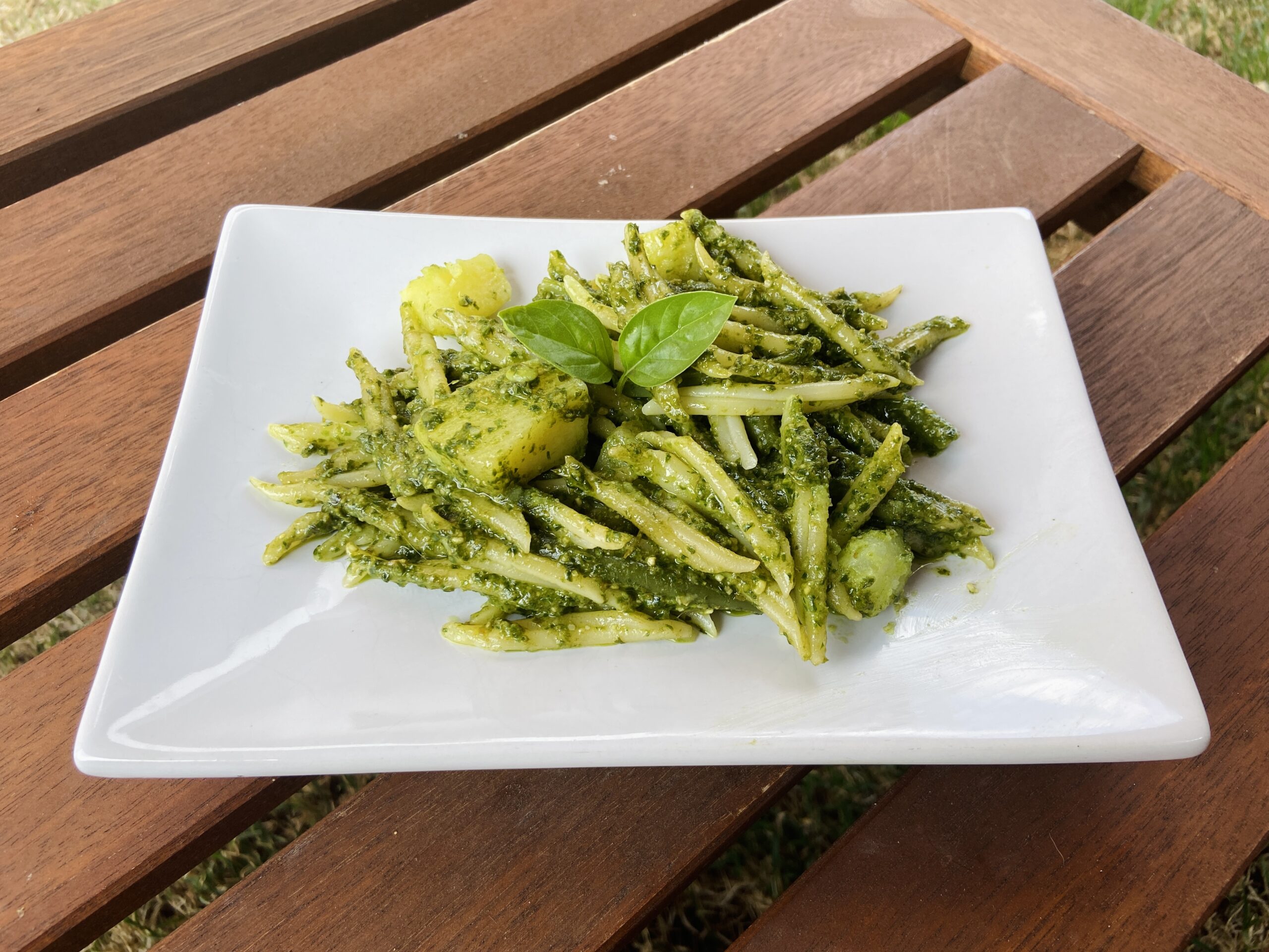 Trofie avec pesto, pommes de terre et haricots verts