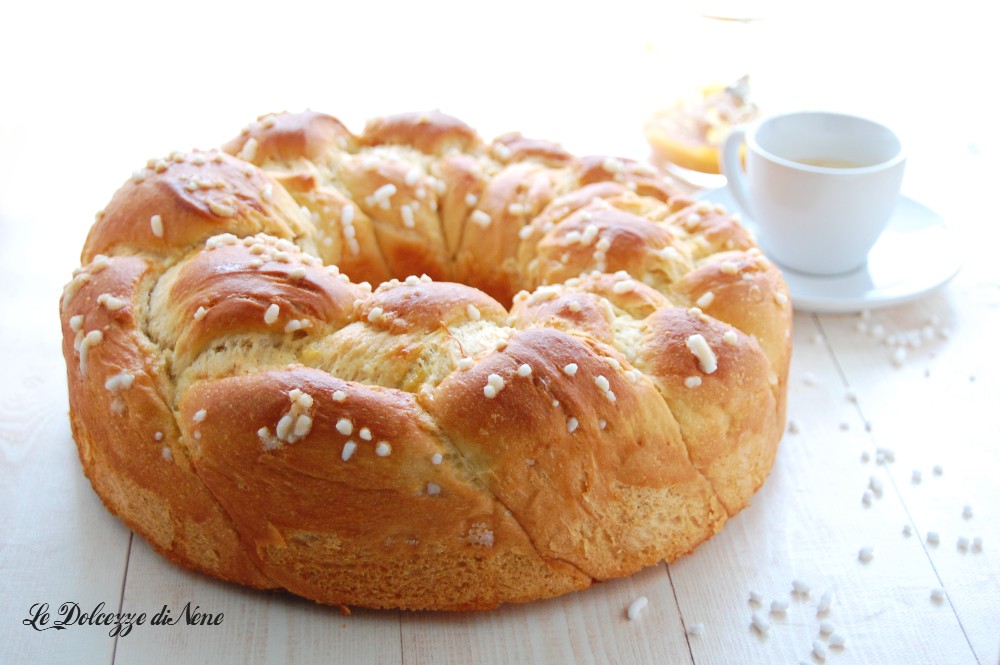 PAIN BRIOCHÉ SUCRÉ À LA CRÈME