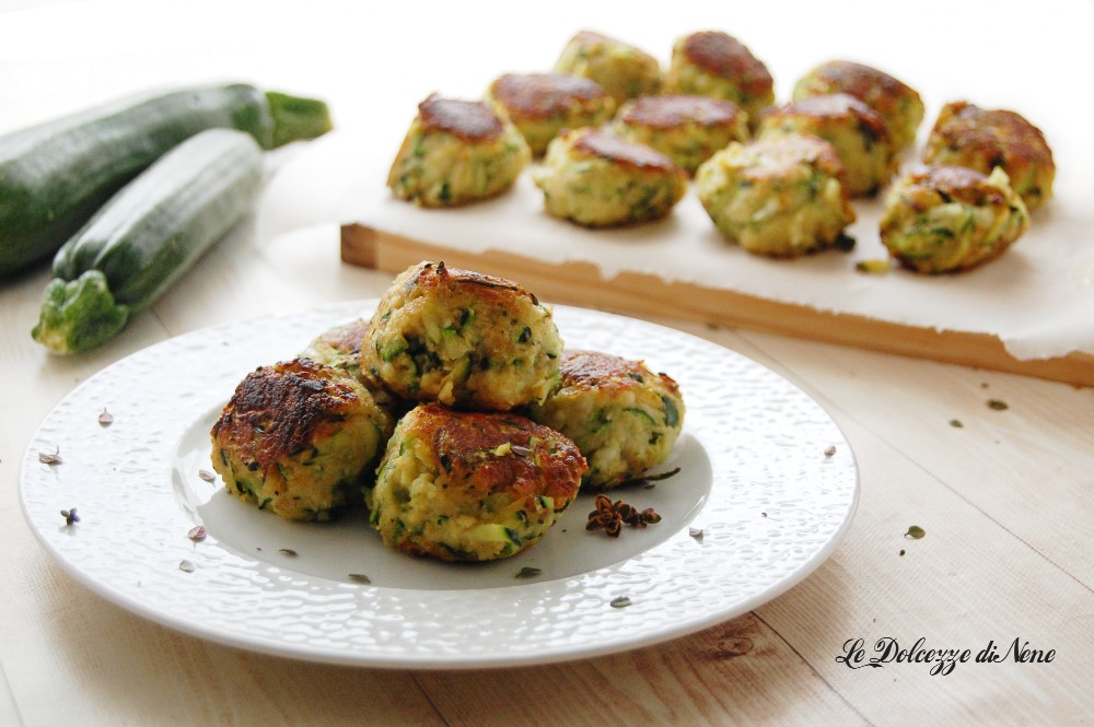 BOULETTES DE COURGETTES CUITES À LA POÊLE