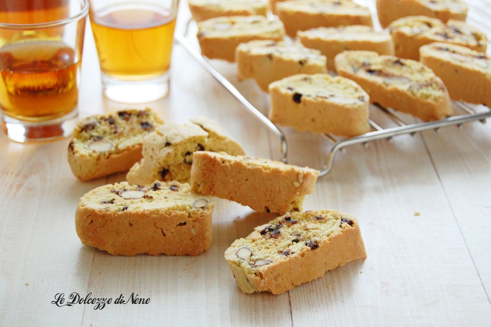 CANTUCCI MOELLEUX AUX AMANDES ET CHOCOLAT