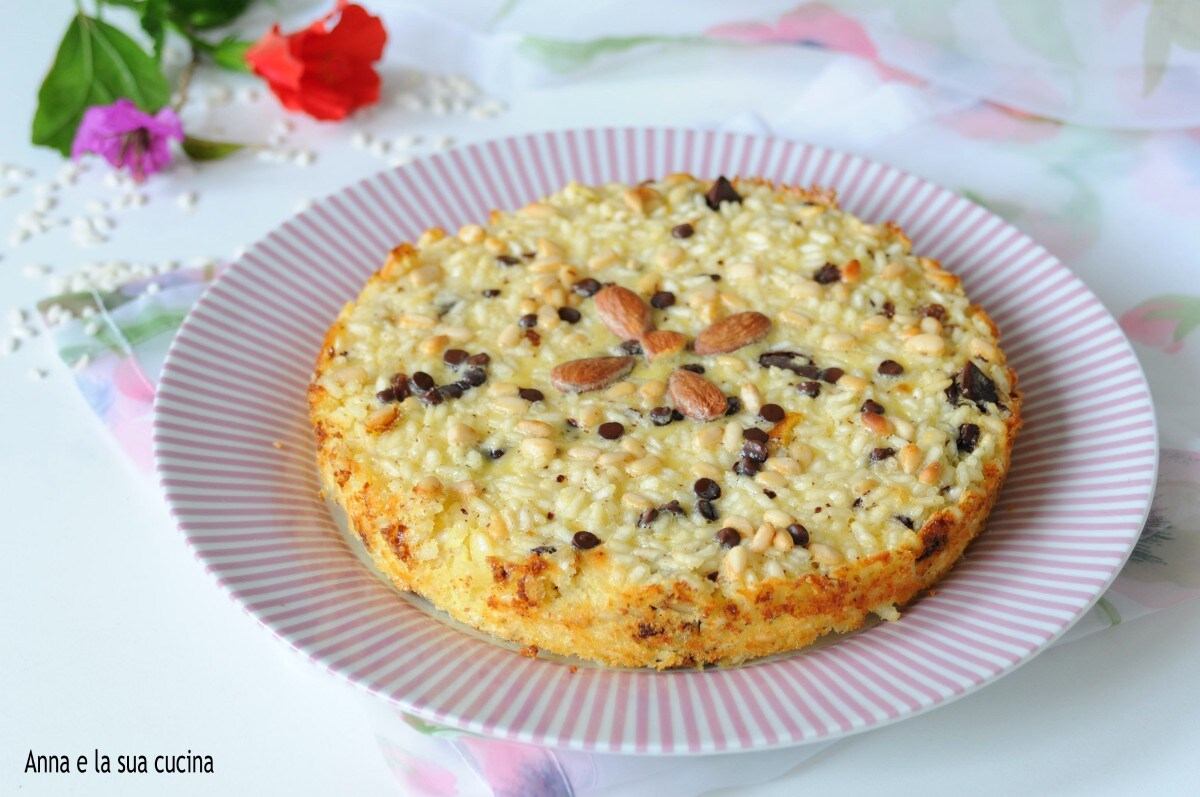 Gâteau de riz sucré aux pignons