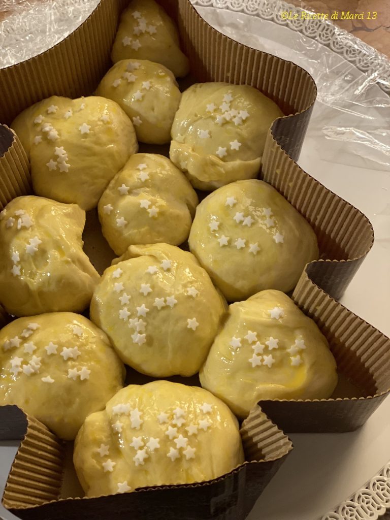 Danubio sapin de Noël sucré levé