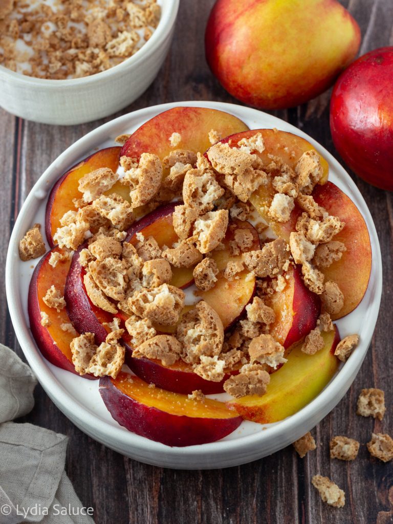 Dessert aux pêches et amaretti