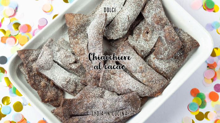 Chiacchiere au cacao avec liqueur à l’orange