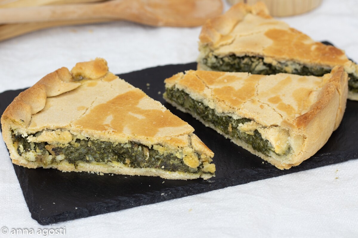 Erbazzone émilien cuisine régionale salée