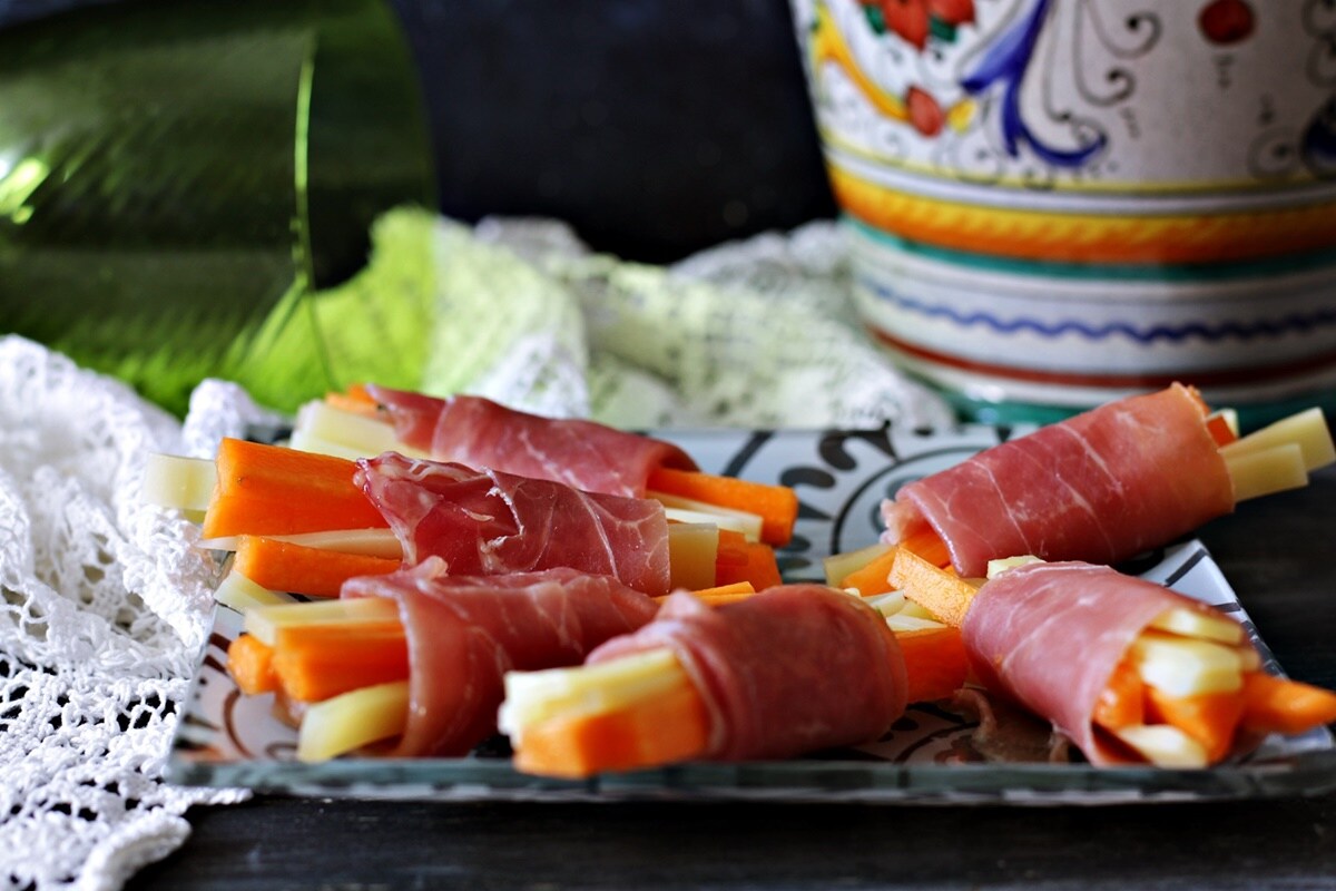 FEUILLETÉS au fromage et jambon cru