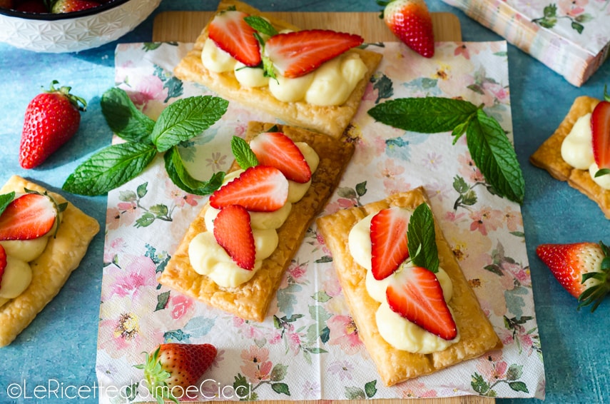 Feuilletés à la crème et aux fraises