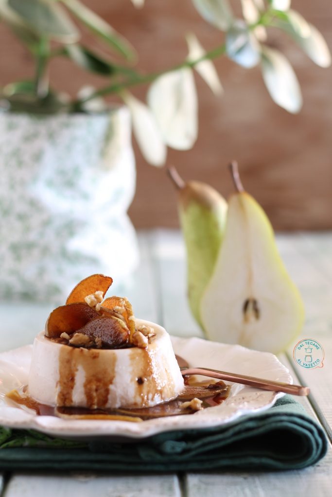 Flan yaourt sans gélatine et poires en cuisson sous vide