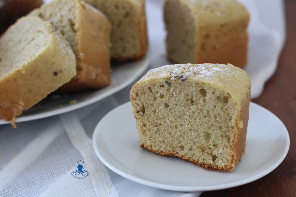 GÂTEAU AU PISTACHE
