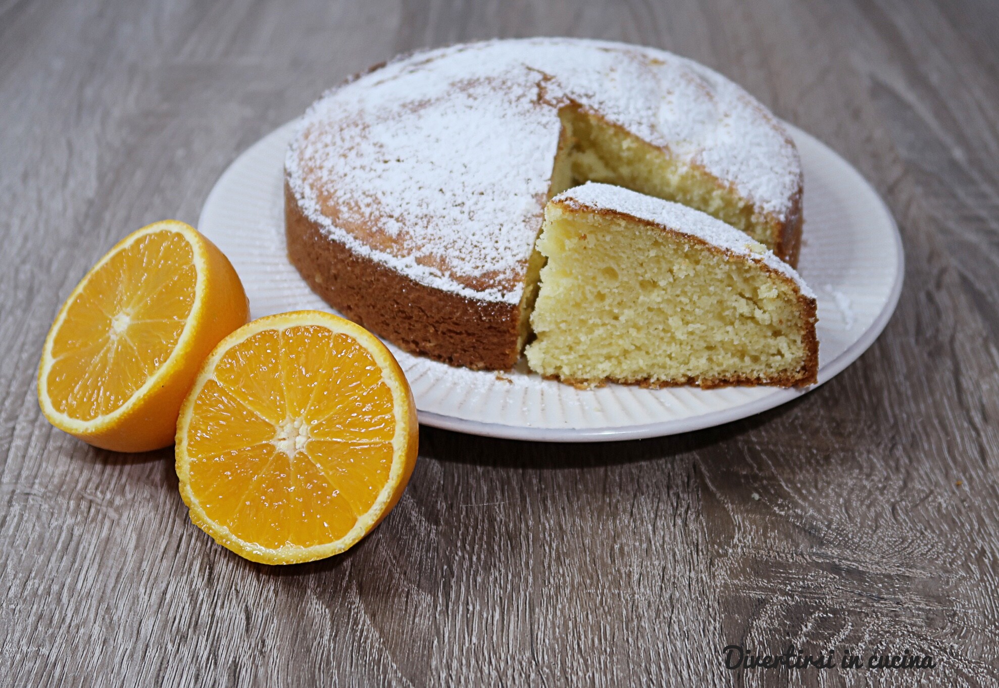 Gâteau à l’orange avec un œuf