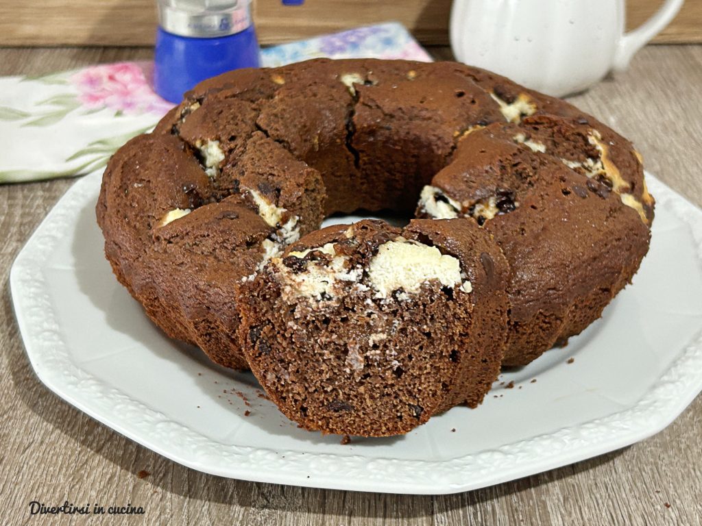 Gâteau à l'orange avec cœur de ricotta