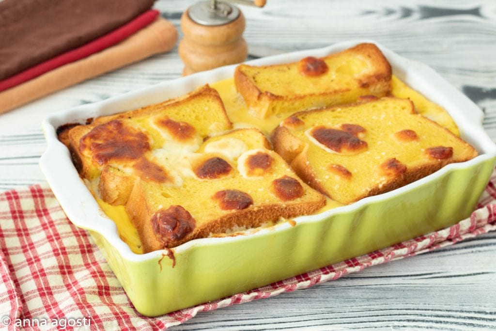 Gâteau au fromage et pain rassis