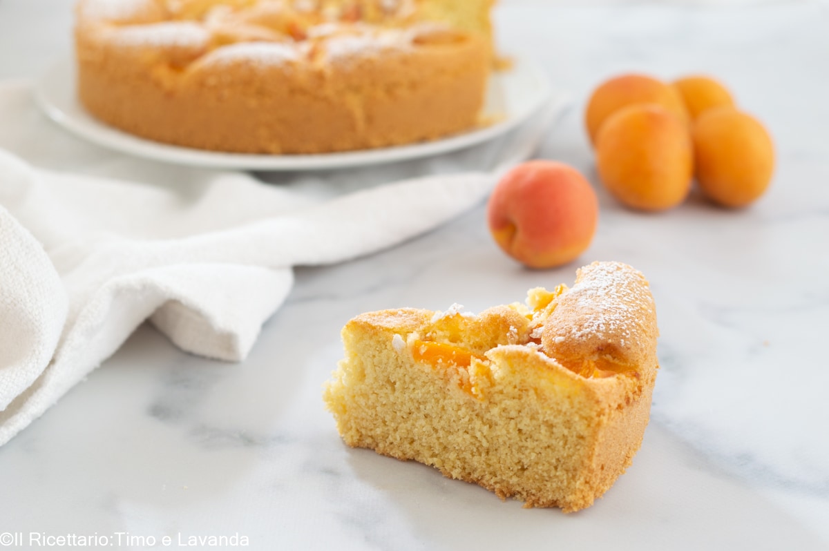 Gâteau aux abricots et noix de coco