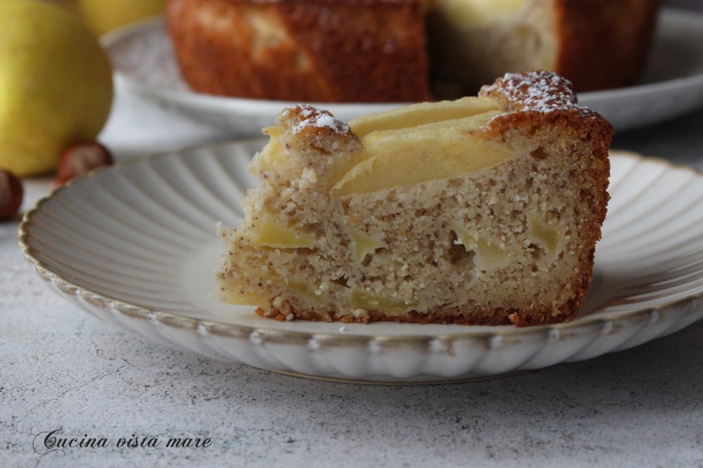 Gâteau aux pommes et aux noisettes Cuisine vue sur mer