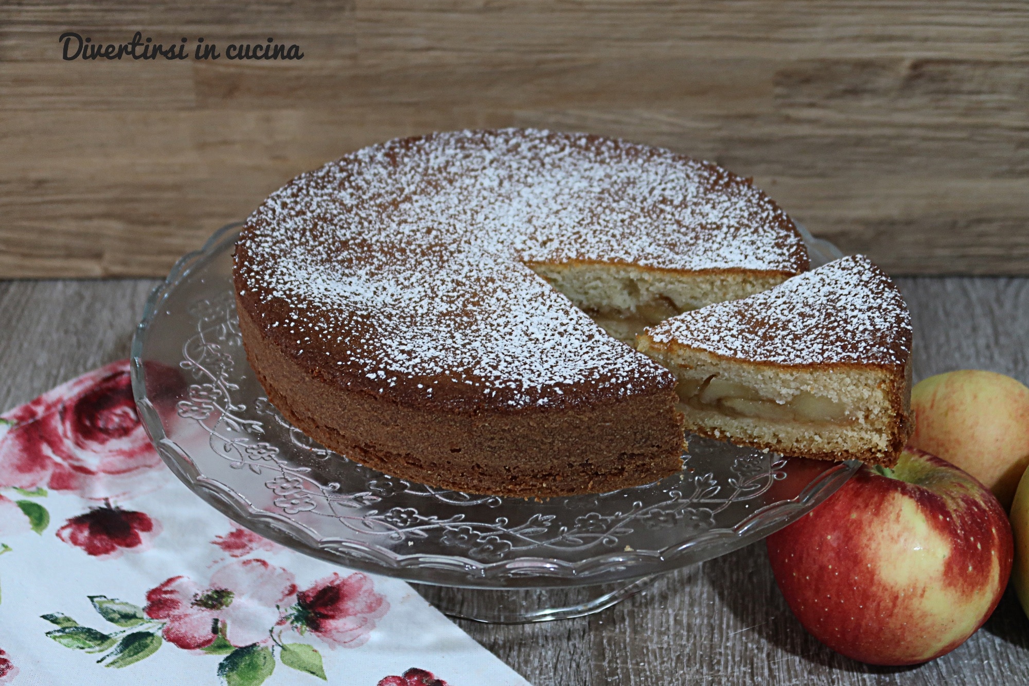 Gâteau renversé aux pommes et à la cannelle sans balance