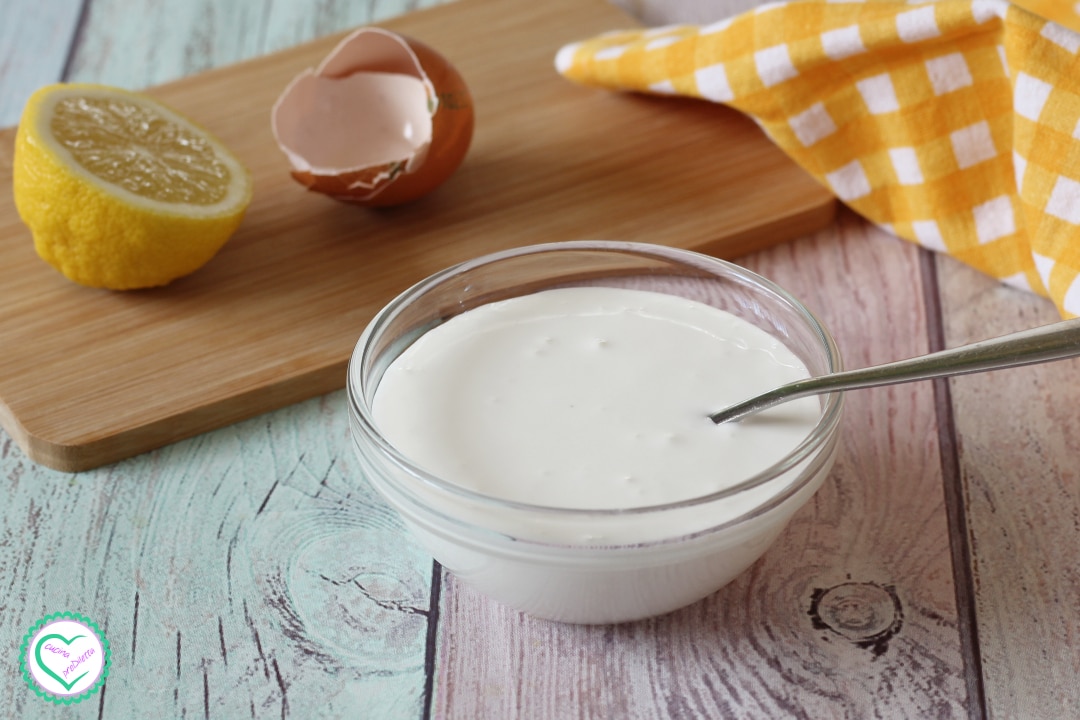 Glaçage avec blanc d’œuf et sucre glace