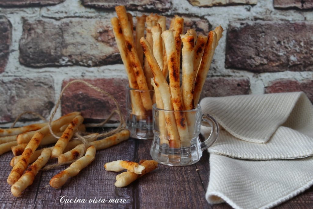 Gressins feuilletés à la paprika Cuisine vue sur mer