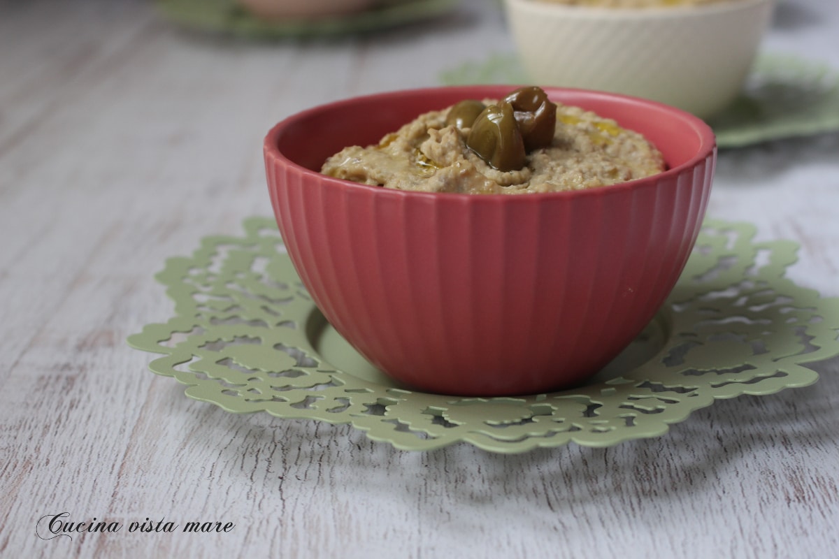 Houmous aux olives
