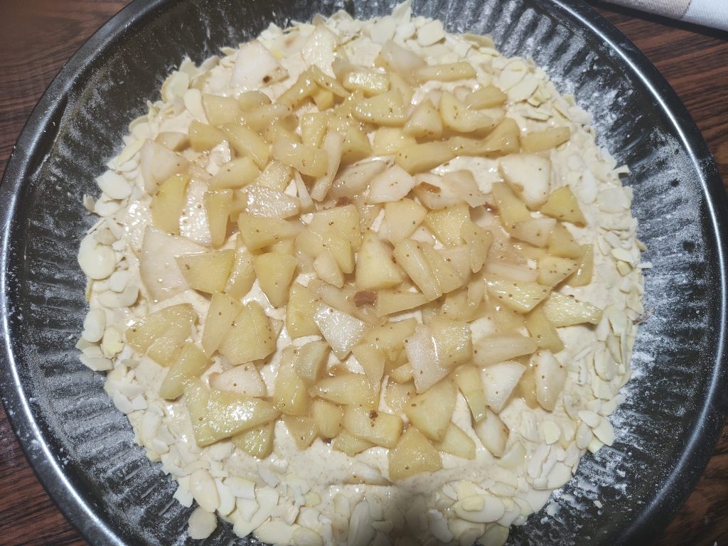 Gâteau aux pommes avec un œuf et yaourt ultra moelleux avec variantes