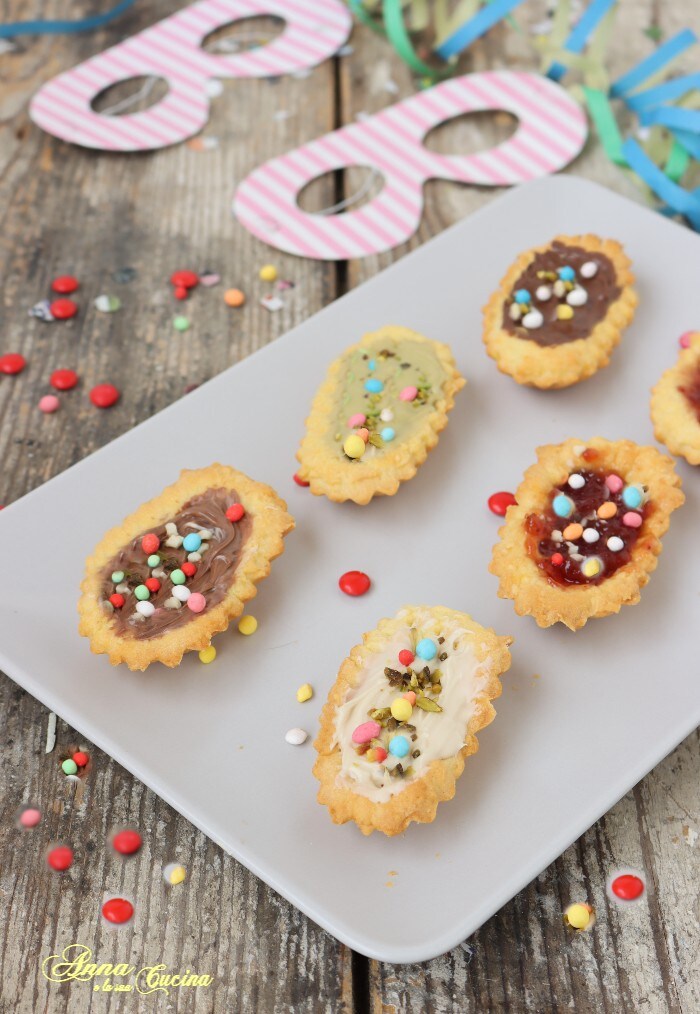 Tartelettes de carnaval avec crèmes variées
