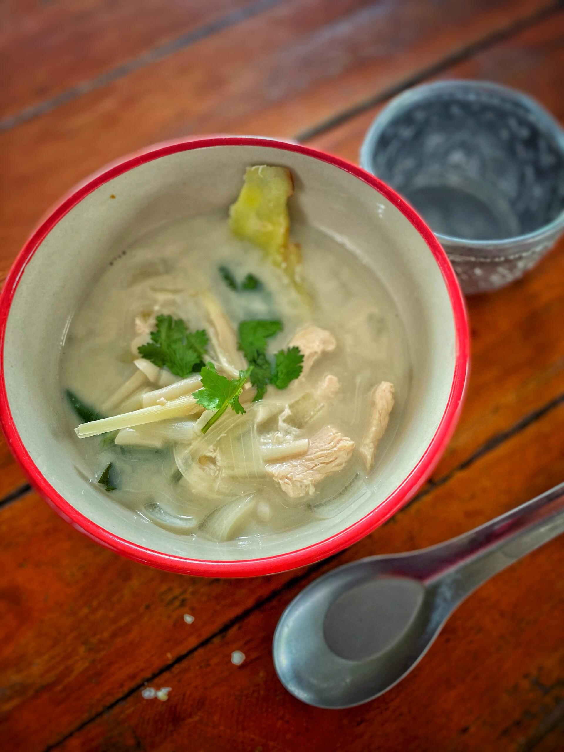 Tom kha kai (Thaïlande)