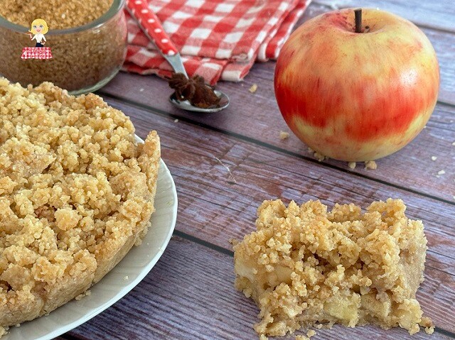 CRUMBLE ÉMIETTÉ AUX POMMES