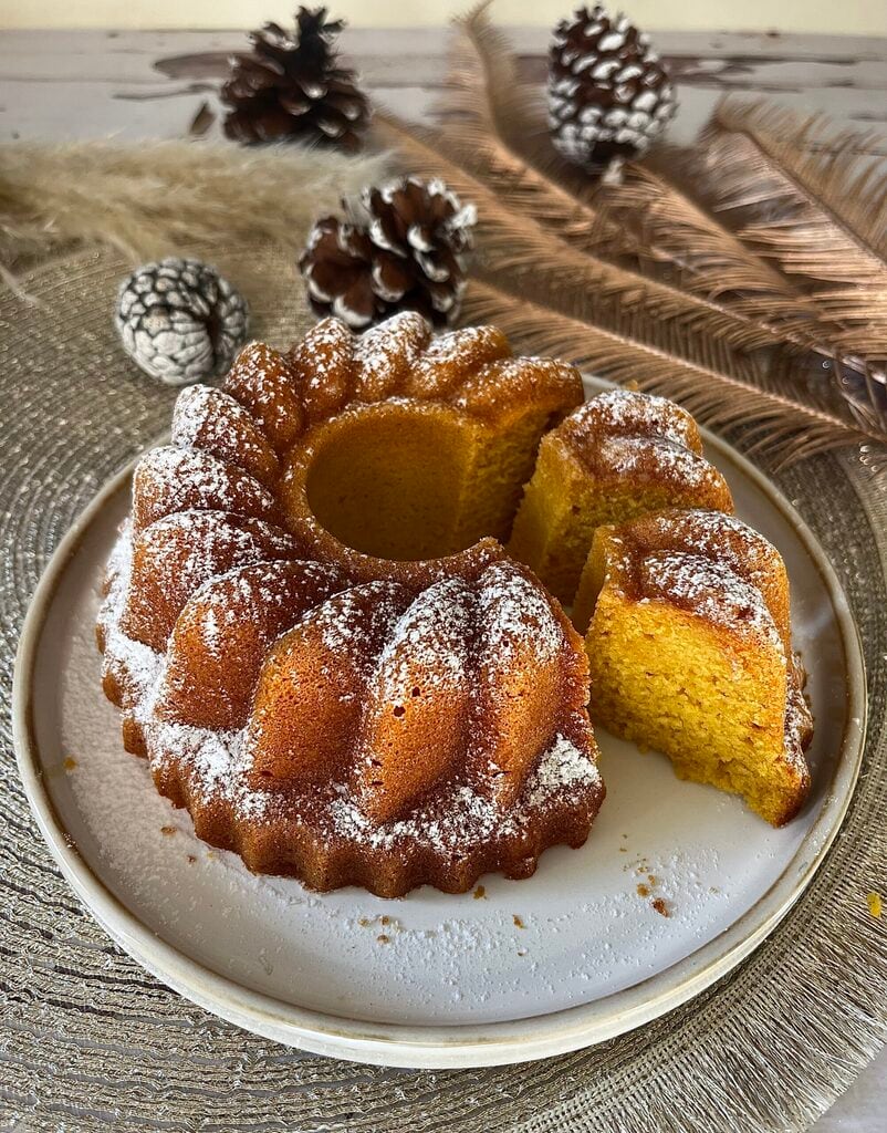 Gâteau à la citrouille préparé avec le mixeur