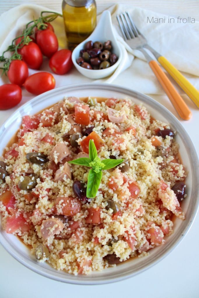 Couscous aux Tomates et Saucisses