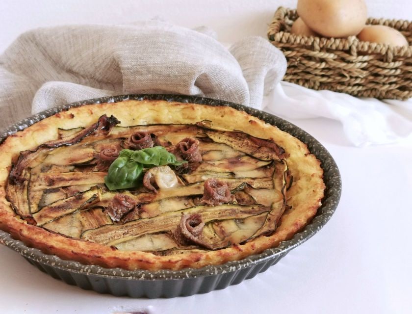 TARTE SALÉE AUX COURGETTES GRILLÉES ET ANCHOIS