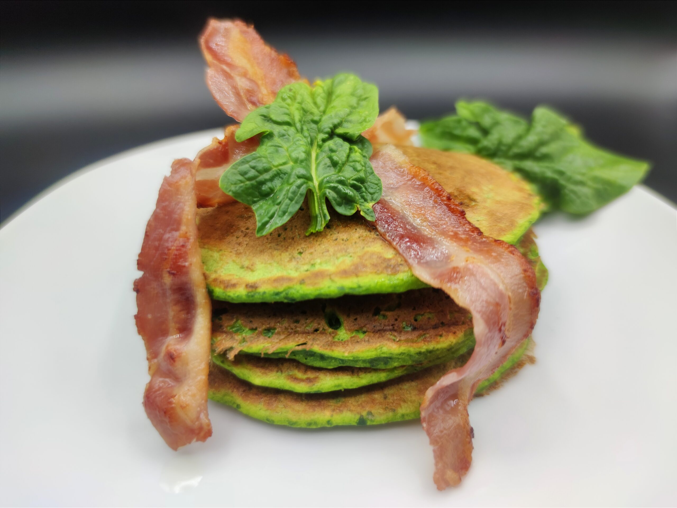 Pancakes salés aux épinards