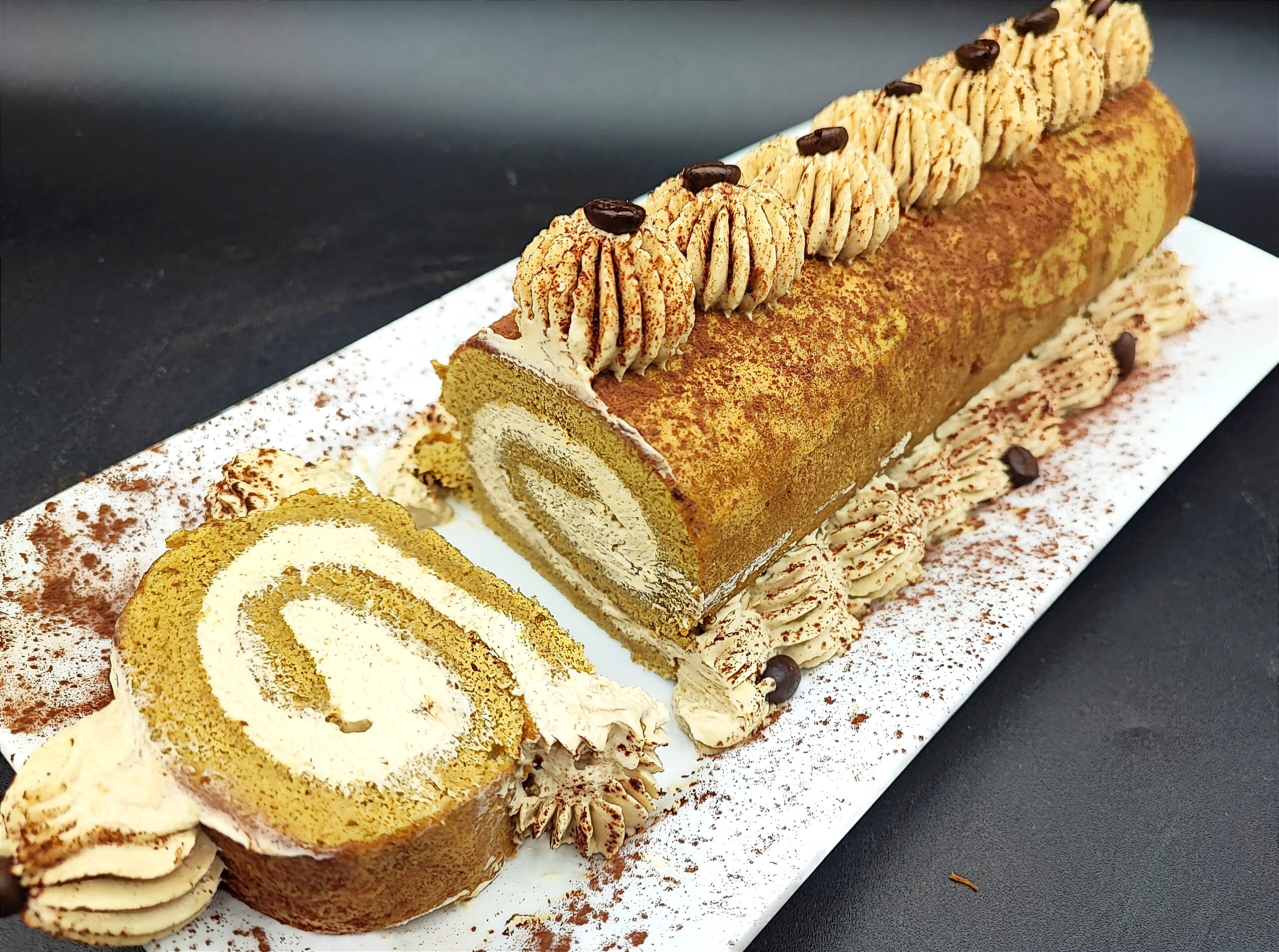 Roulé à la crème de café