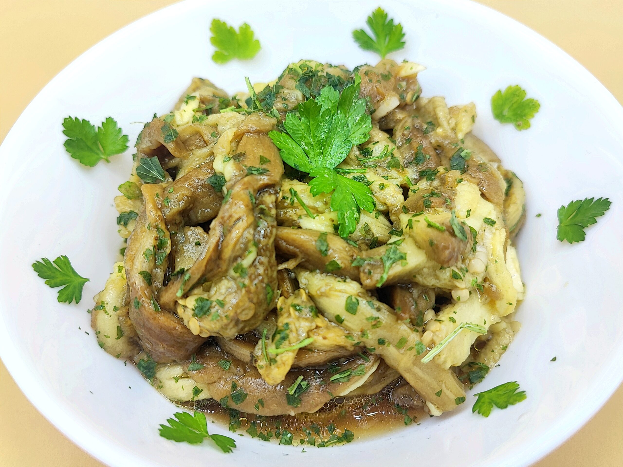 Aubergines assaisonnées façon salade