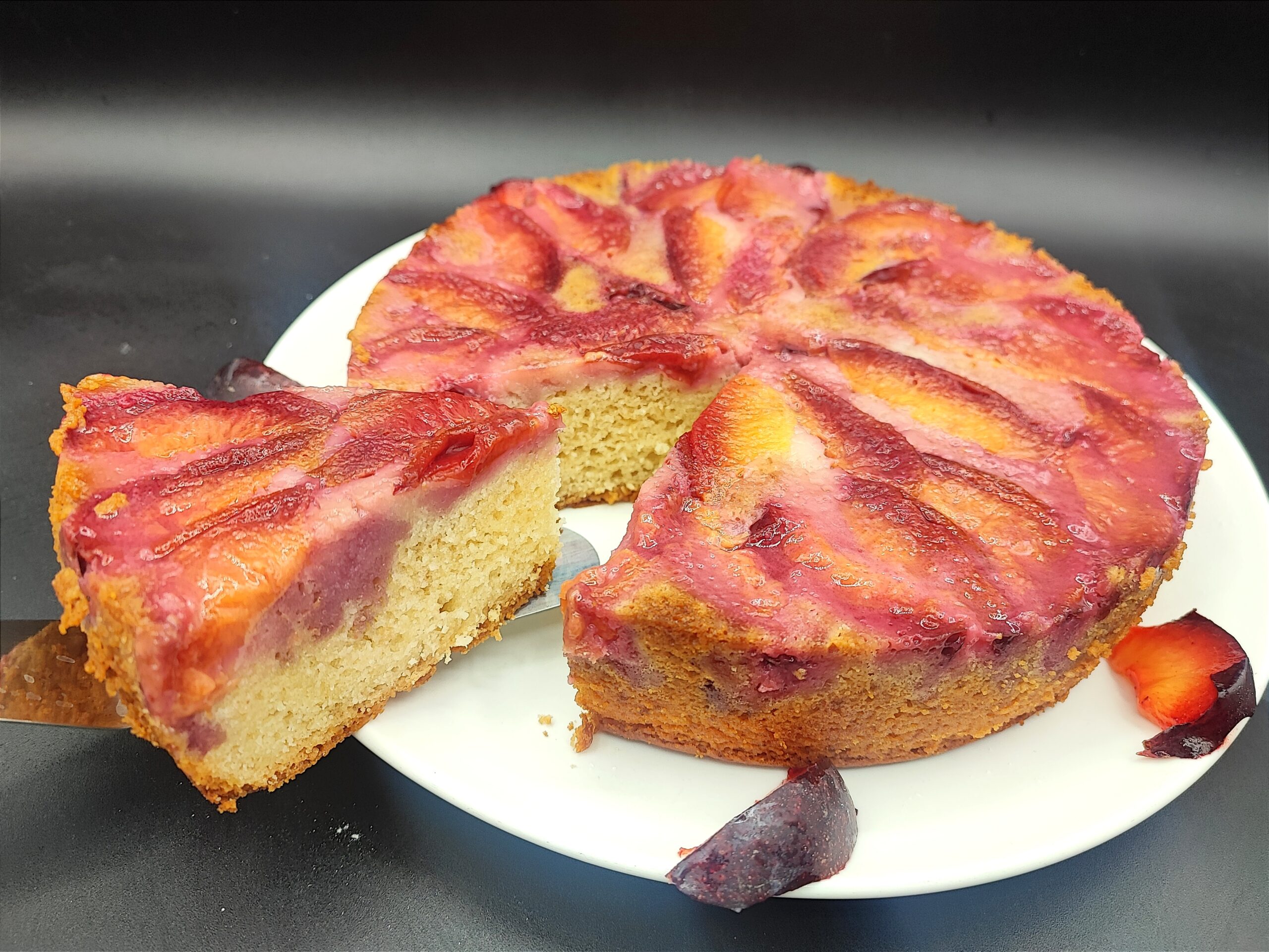 Gâteau renversé aux prunes sans œufs