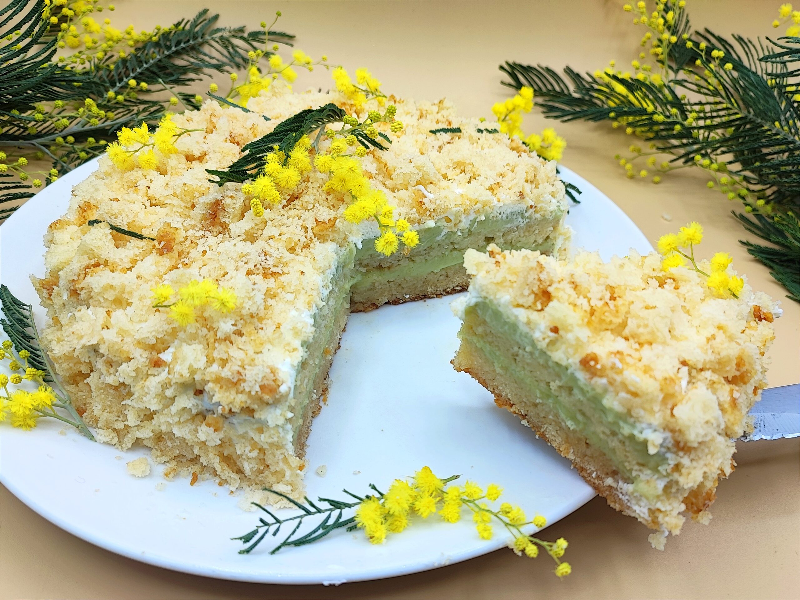 Gâteau mimosa sans œufs au pistache