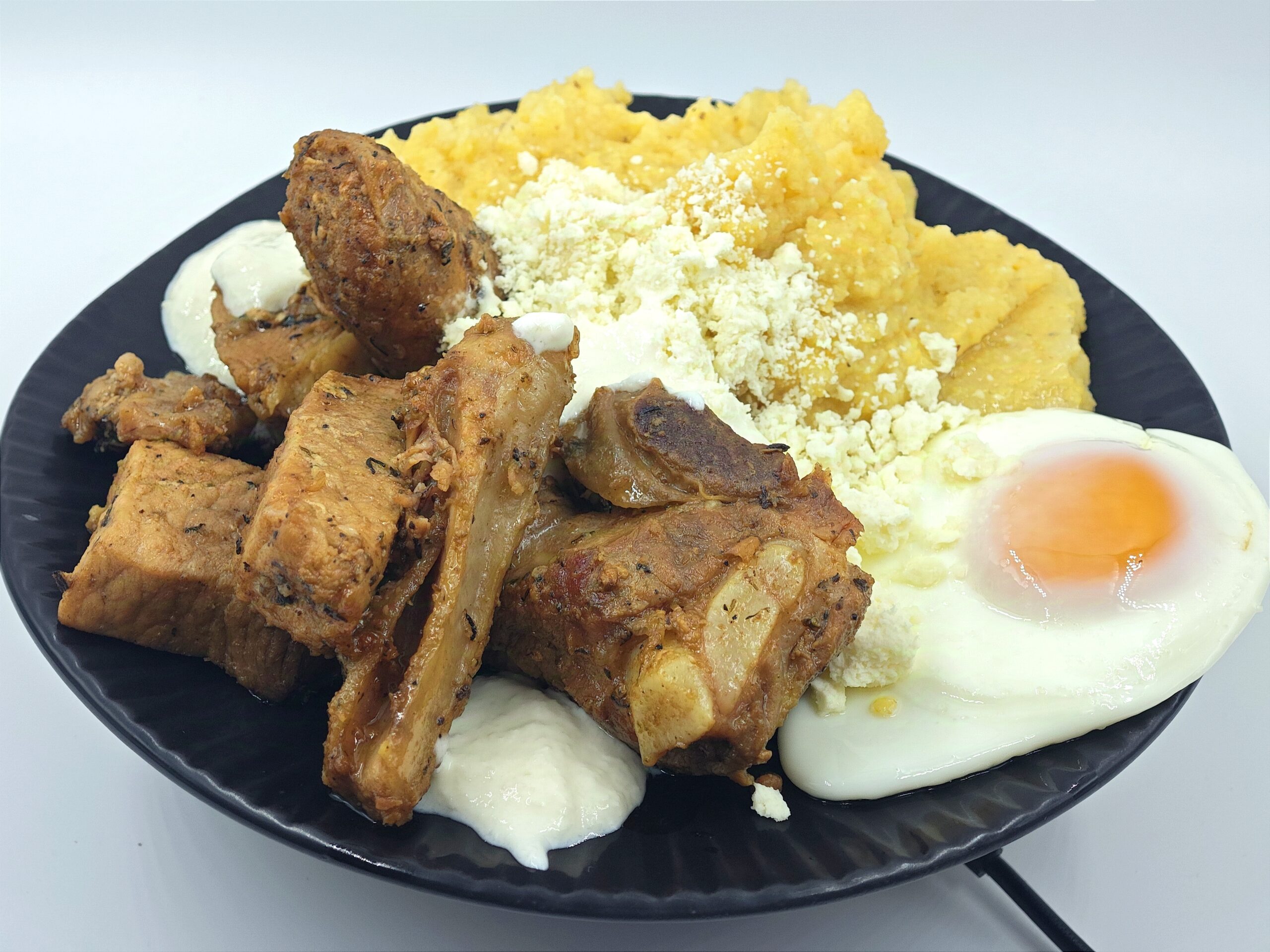 Polenta roumaine (tochitură)