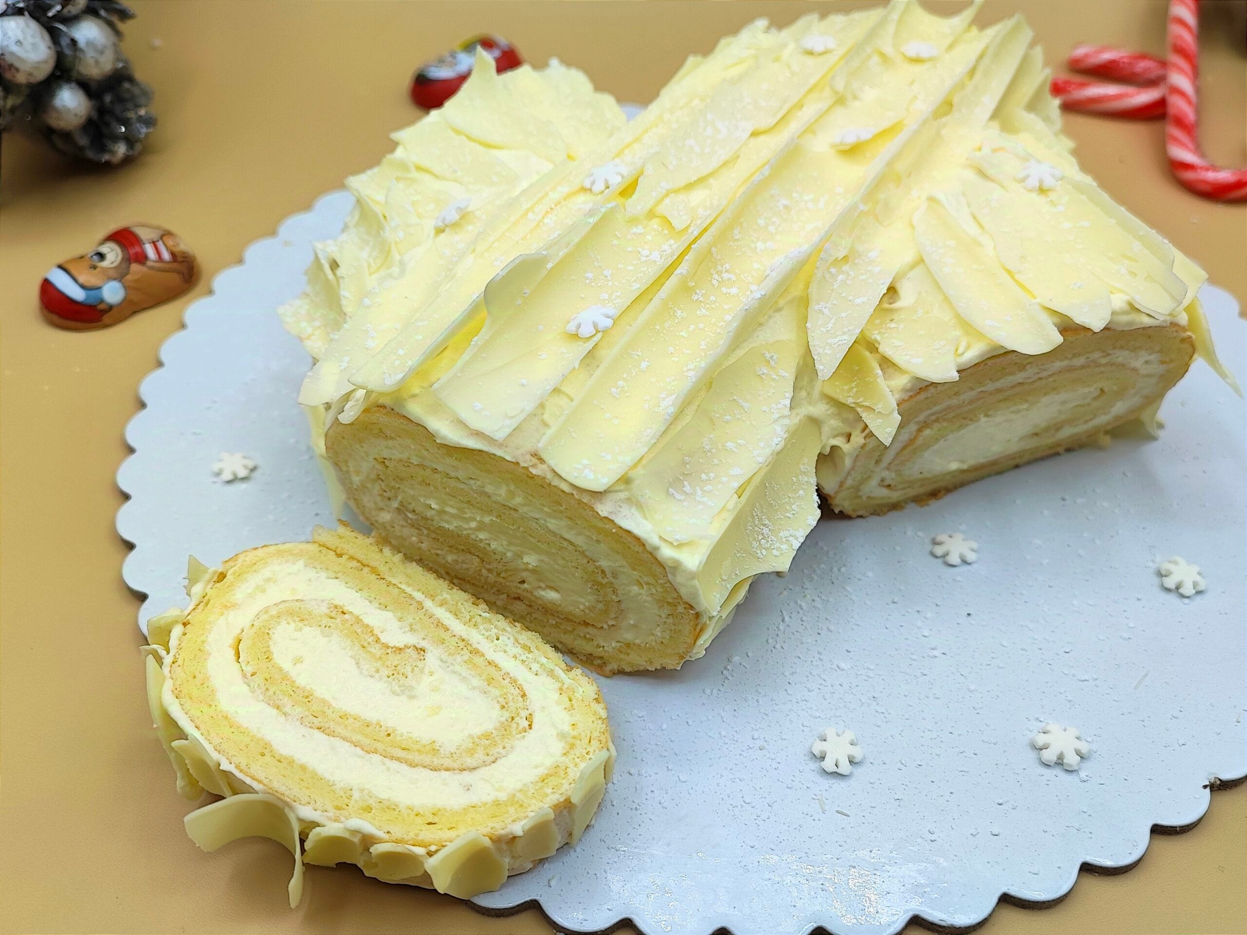Bûche de Noël à la crème et chocolat blanc