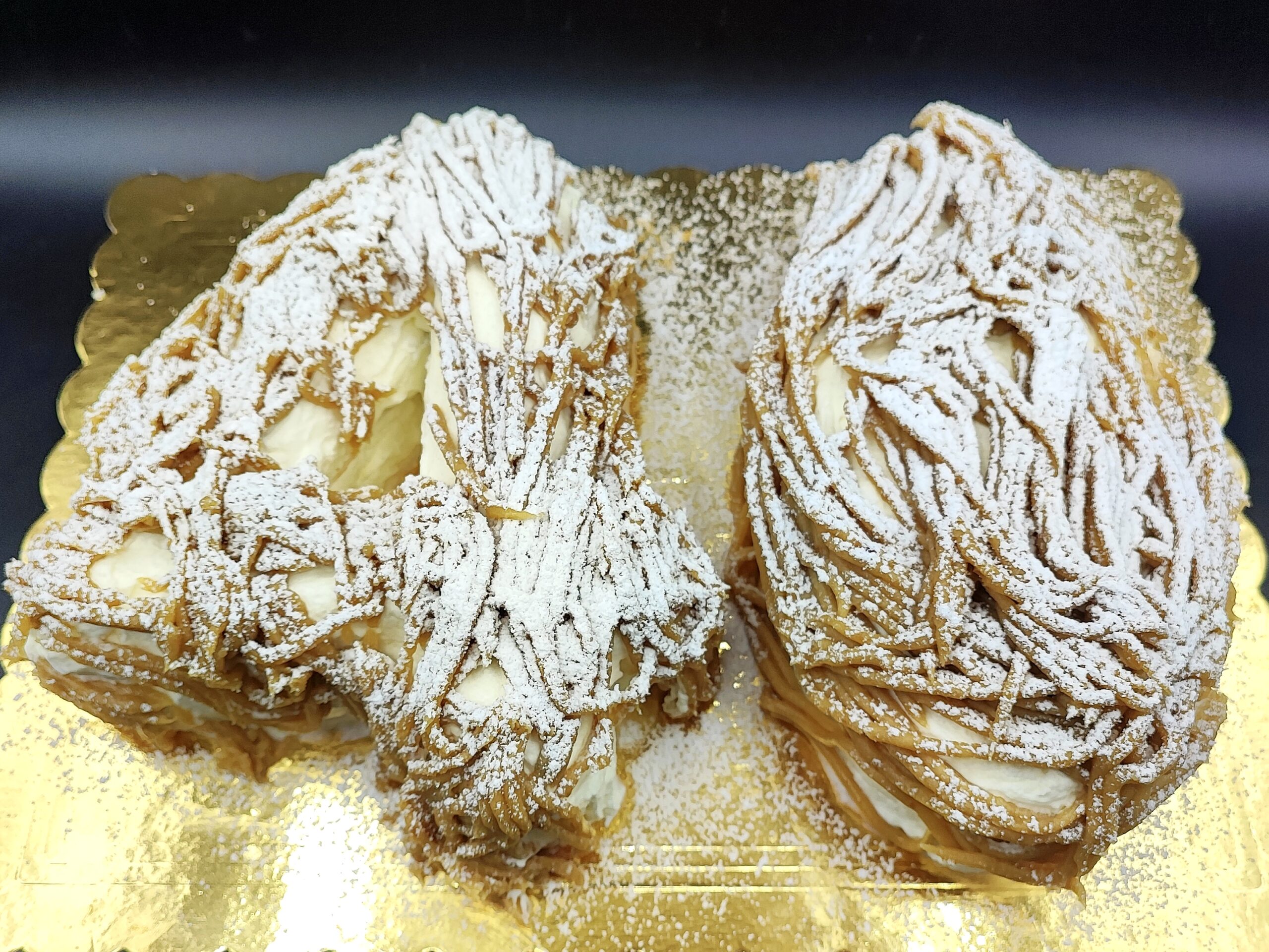 Gâteau d’anniversaire Montblanc en forme de nombre