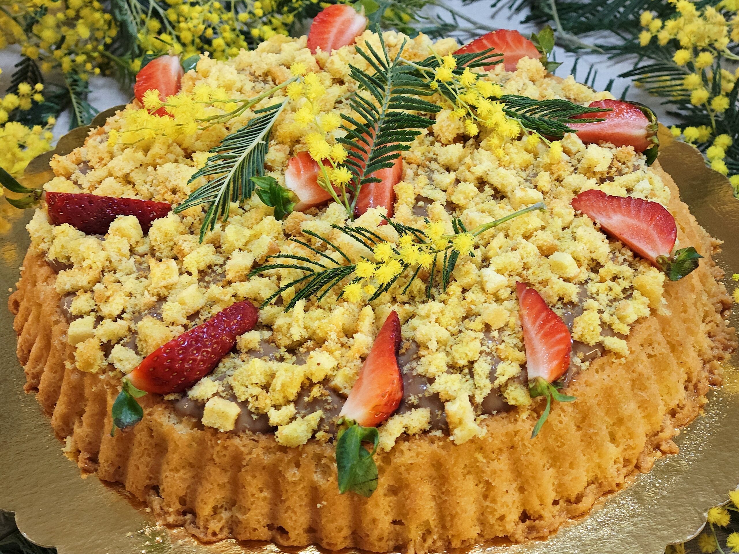Tarte molle mimosa crème de noisettes et fraises sans lactose